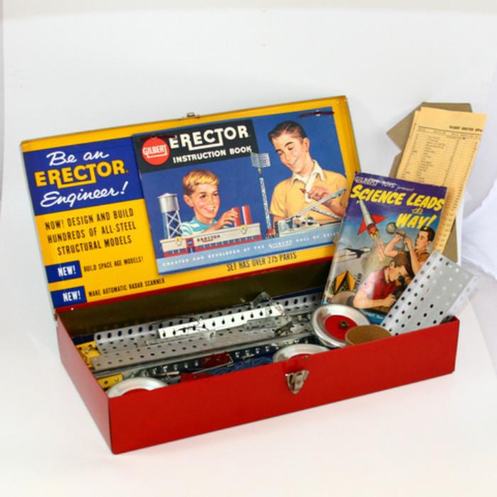 Vintage GILBERT No.10042 Erector Automatic Radar-Scope Set. Metal Litho Box. Plus "Science Leads the Way" Graphic Novel. 
Condition: Piece and Box are in Super Condition. It is Unknown if all Pieces are Present.
Shipping: Yes
Size:  16L" x 8.5"D x 2.75"H 