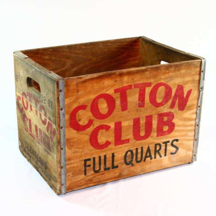 Vintage COTTON CLUB Crate with Galvanized Steel Straps
Condition: Very Good
Shipping: No
Size: 17" x 12.5" x 12.25" 