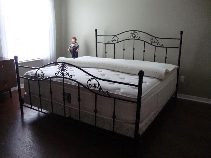 King size Iron bed, Vera Wang pillowtop mattress, foam topper 