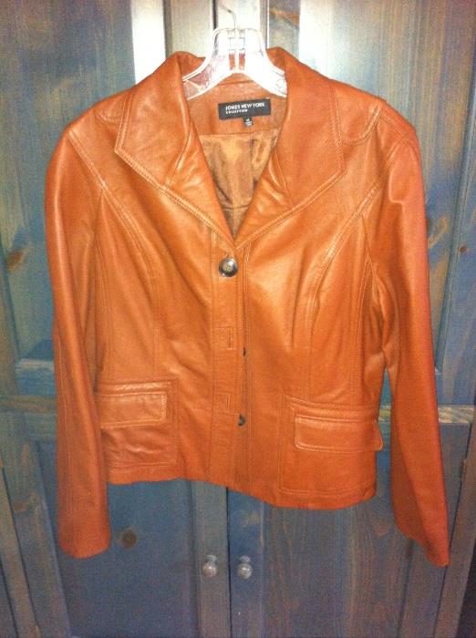 Jones New York brown leather jacket, size M.