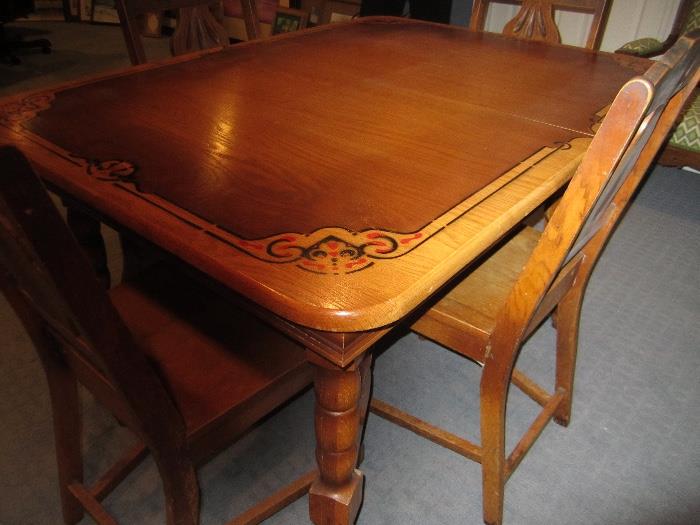 OAK VINTAGE TABLE AND 4 CHAIRS