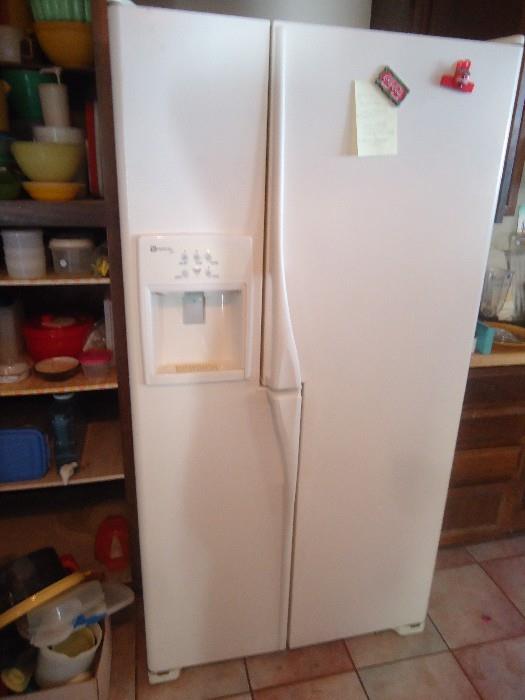 Like NEW side by side refrig/freezer- Bring your own help in moving. 