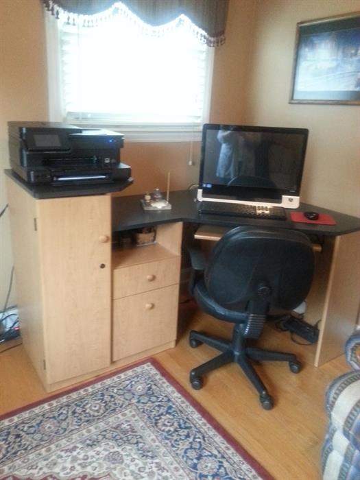 Contemporary desk leather desk chair, Gateway Computer, HP Photosmart Printer.