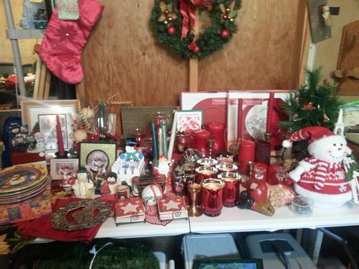 Huge selection of Nice Christmas arrangements, flowers, ornaments,  and more.