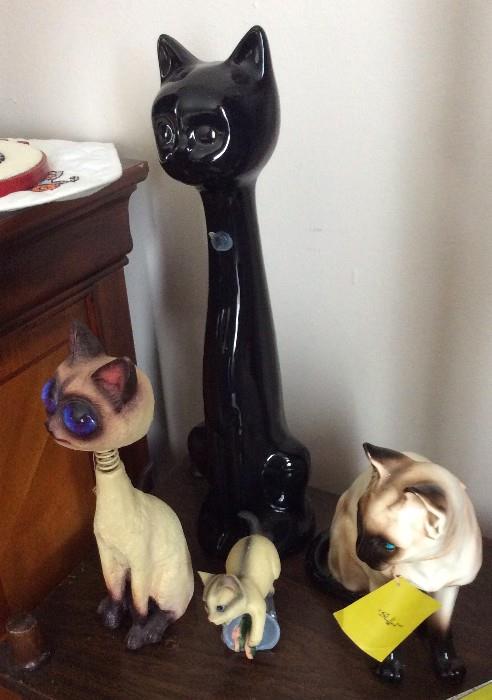 CAT FIGURINE COLLECTION