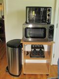 Small Kitchen Appliances
Microwave, Toaster Oven