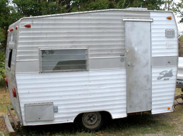 Note: This camper is subject to
presale - Handyman Special - 
asking $250