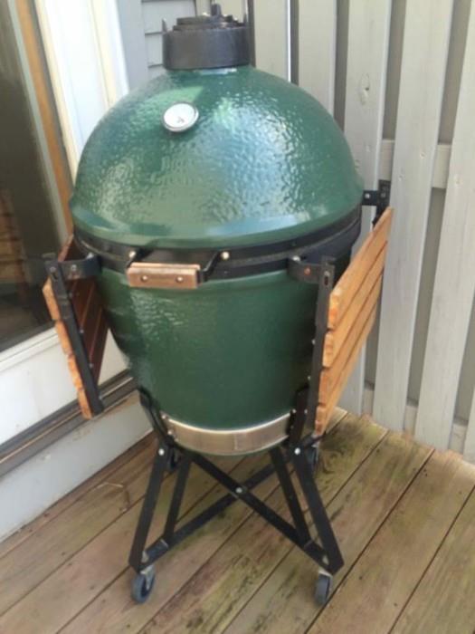Big Green Egg Outdoor Grille