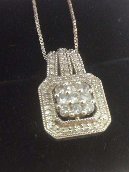 .925 Silver W Over 1/2 ct of Larger Round White Diamonds in Center + More Small Diamonds Surrounding! Beautiful!