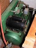 Air compressor 220 volt