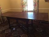 This is amazing old table that opens up to 101 inches and go down to 5 feet. Has 6 chairs   #52  all $425
