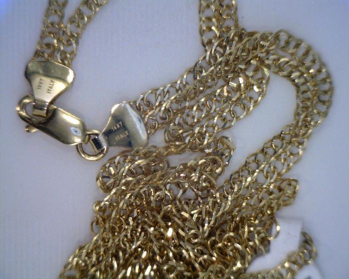 Close-up of the 14K necklace
