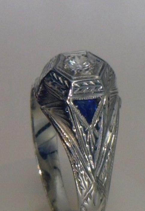 Side view of the previous ring