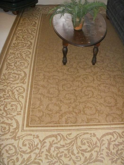 Approximately 8' x 10' are rug 