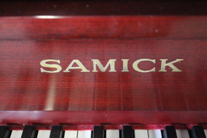 A19#4 Samick 2001 Studio Upright Piano Model JS118T Mahogany High Gloss Conditionof 9-10 #IJKD00271