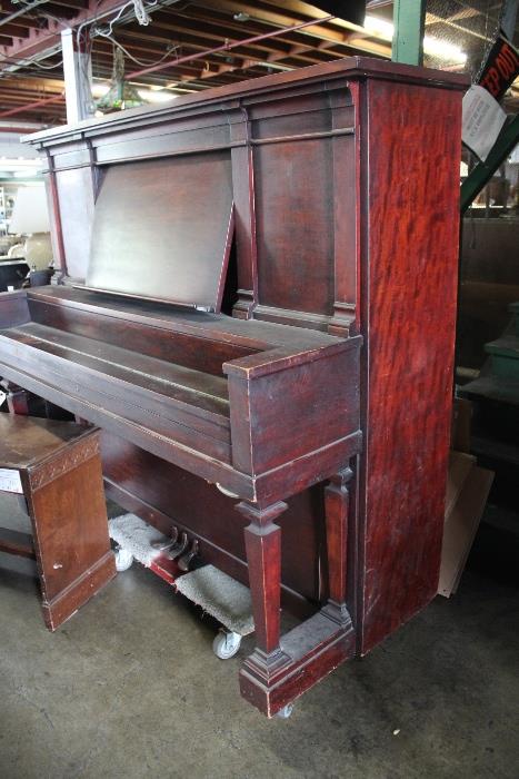 A80#5 Singer 1909 Upright Piano Mahogany Antique Condition of 7-8 #66356