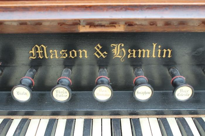 A54#10 Mason Hamlin Pump Organ Antique Working Dark Finish Rough Condition of 7-8 #A54562015