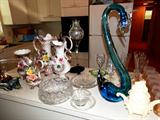 Some of the excellent vintage glasswares & porcelains that are available in this sale....including Carnival / Colored glassware; Capodimonte florals...water pitchers, vases, flower baskets; Figurines by Lefton, and Andrea by Sadek; Vintage cut  & pressed glassware items...and who wouldn't wish to give the lovely Murano glass  swan a home?
