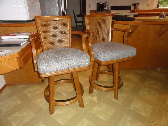 Kitchen bar stools
