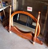 Willet mirror,