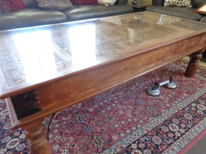 Coffee table from Omani, stunning