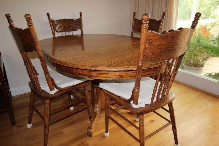 Country style oak dining set.