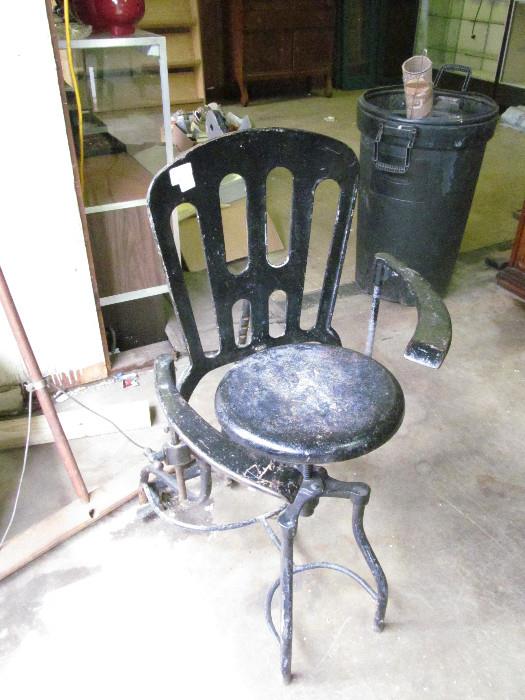 Antique barber/dentist chair