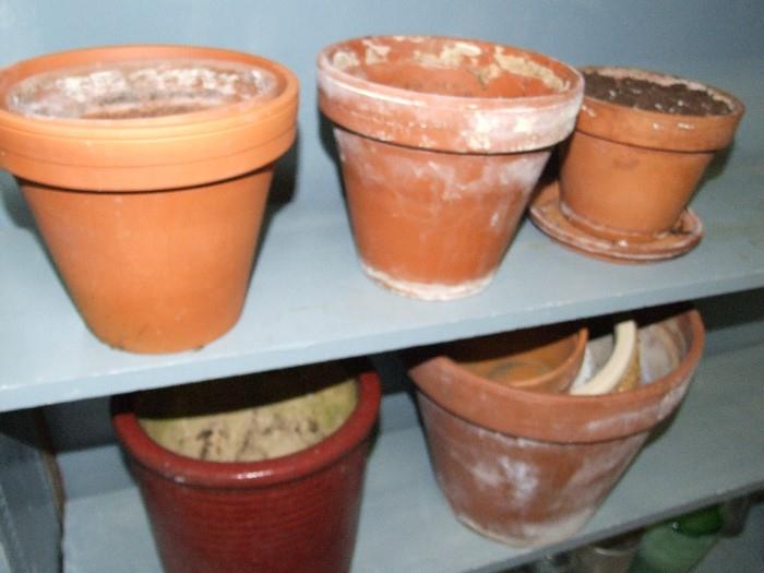 LOTS OF POTS FOR THE GARDNER