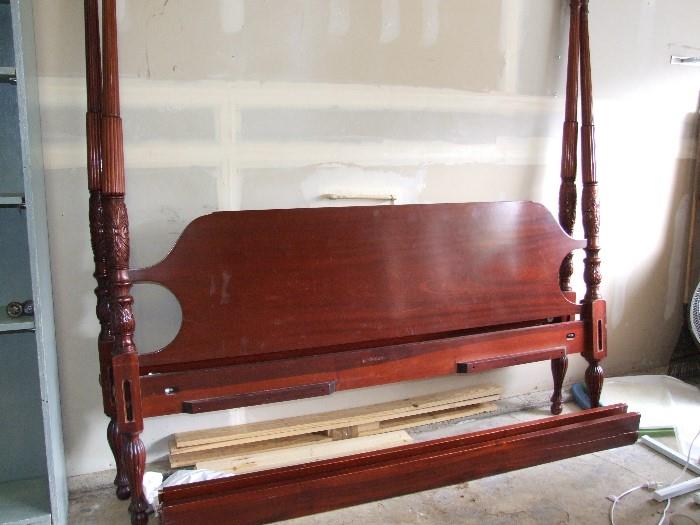 VINTAGE KING SIZE HEAD BOARD, FOOT BOARD, RAILS AND SLATS WITH TOP POST FINIALS. THIS IS A MUST SEE TO APPRECIATE