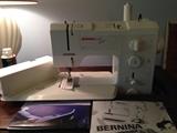 Beautigul Bernina sewing machine with attachments