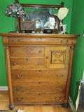 Antique Oak Gentleman's Chest (1 top drawer pull missing)