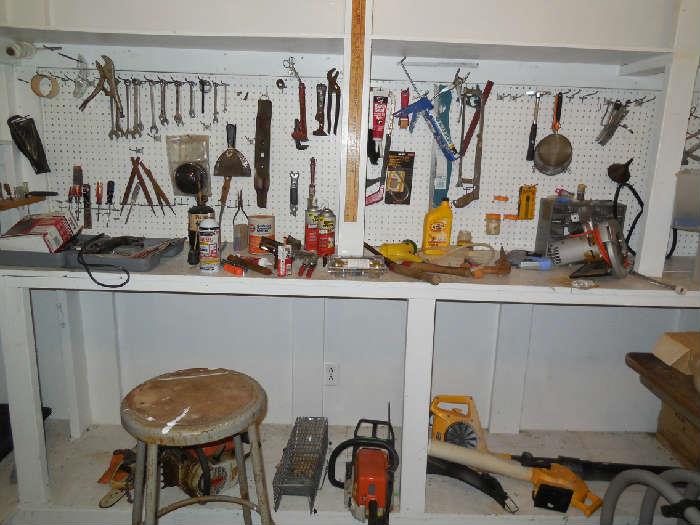 Hand tools, yard tools
