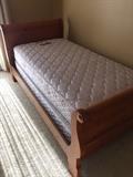 TWIN SLEIGH BED ( SOLID OAK)