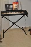 Yamaha portafone psr-75 keyboard with stand