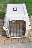 Pet travel carriers