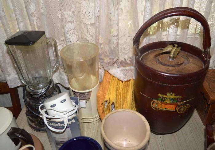 Small Vintage Kitchen Appliances