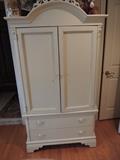 Lexington armoire