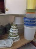 Pyrex bowls