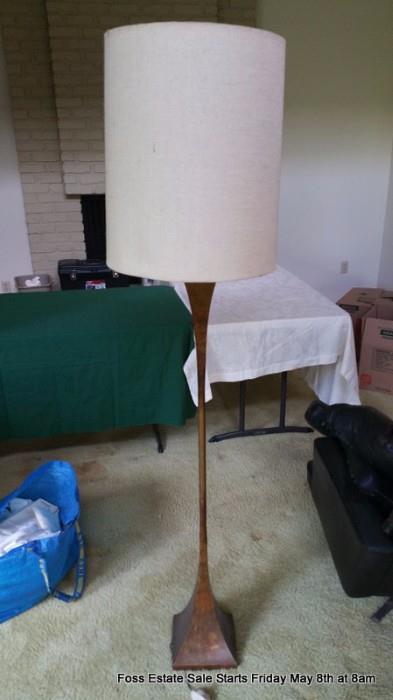Floor Lamp to match the table lamps