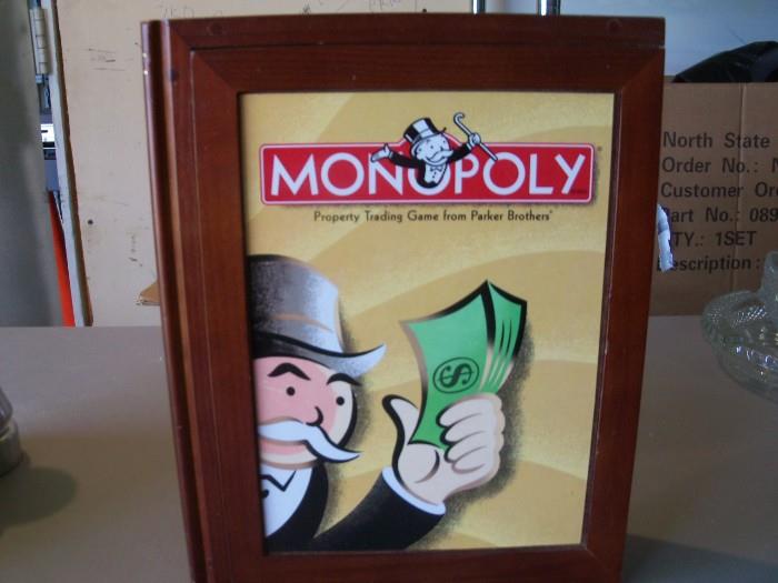 MONOPOLY WOOD BOX COLLECTORS EDITION