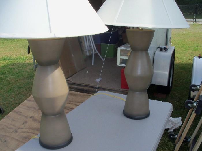 2 MODERN LAMPS