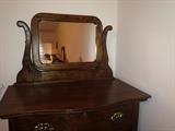 Antique oak dresser with mirror in great condition