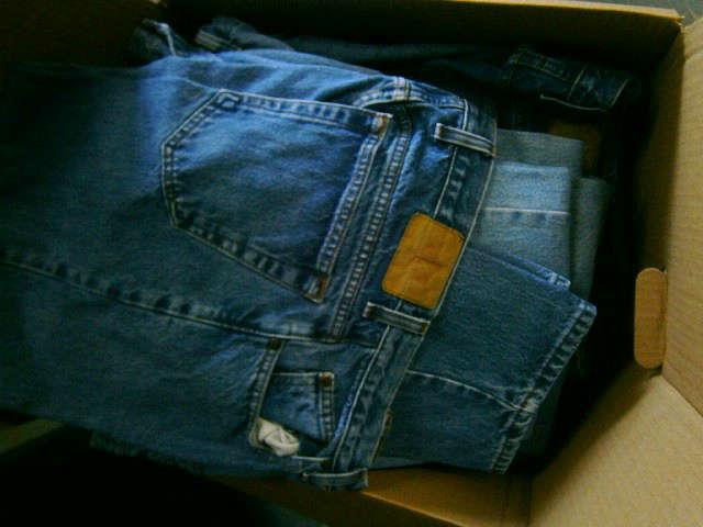 BOX OF JEANS