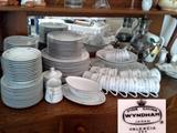 WYNDHAM `VALENCIA' DISH SET