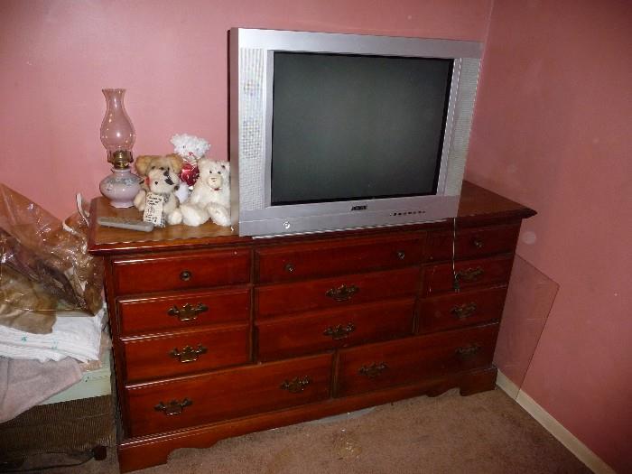 lg TV on chest of drawers 