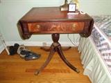 Mahogany leather Top Drop-leaf Table