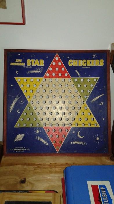 Ballard Star Checkers board