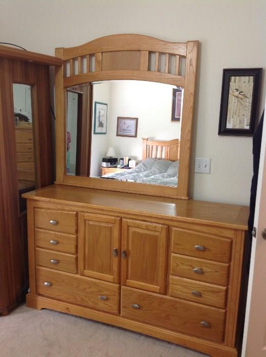 Oak Dresser (mirror was moved to the left, can easily be moved to the middle, or the right depending on how your bedroom is organized).