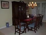 Aston Court by Henredon dining set