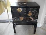CHINOISERIE 3 DRAWER